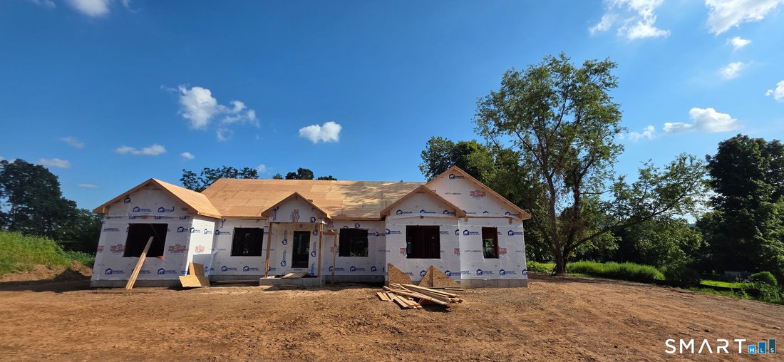 House in Middlefield, Connecticut, United States 2 - 18571406