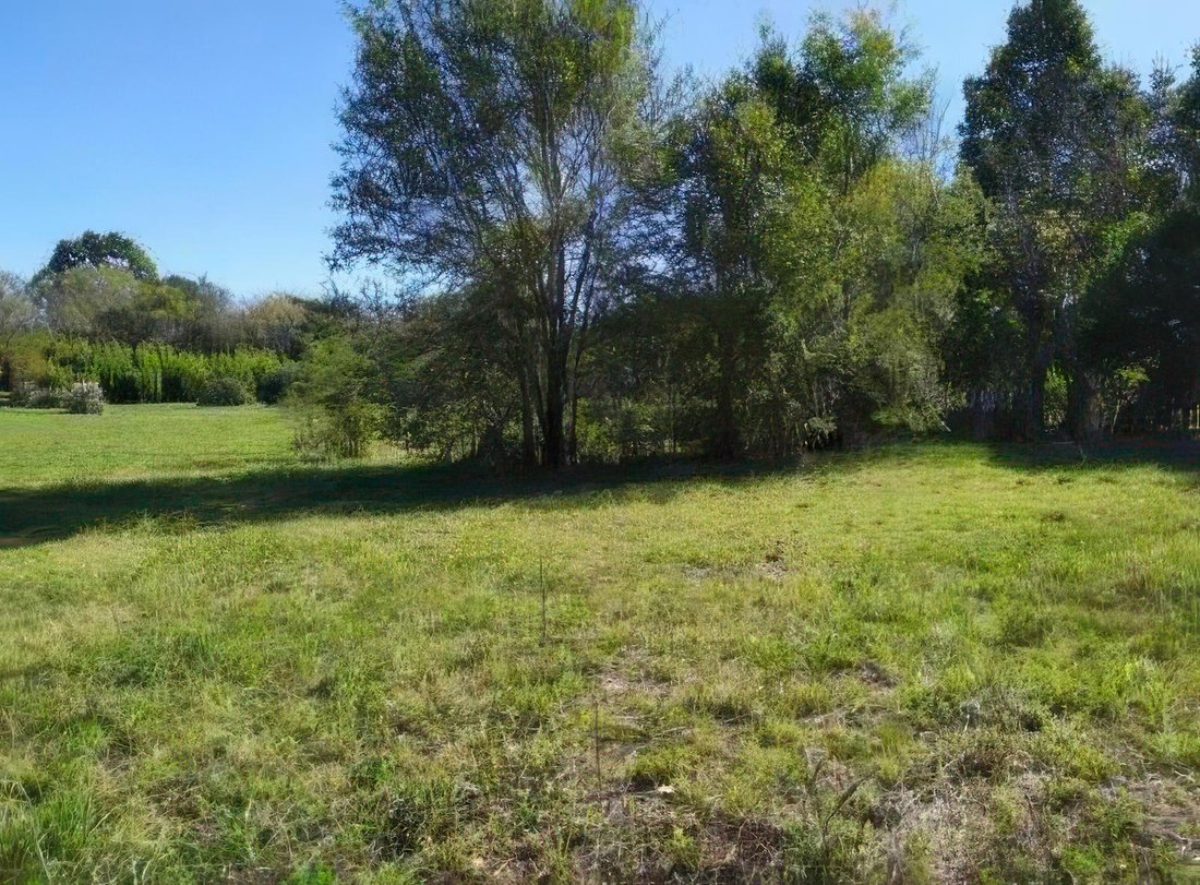Land in La Lonja, Buenos Aires Province, Argentina 4 - 18627097