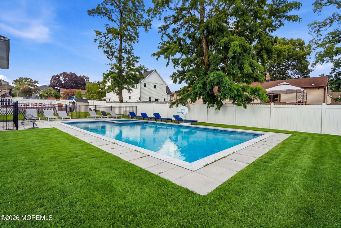 House in Oakhurst, New Jersey, United States 3 - 18253571