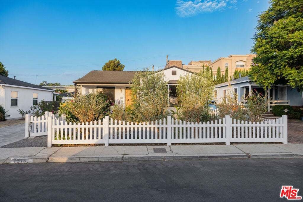 House in Los Angeles, California, United States 2 - 18629362