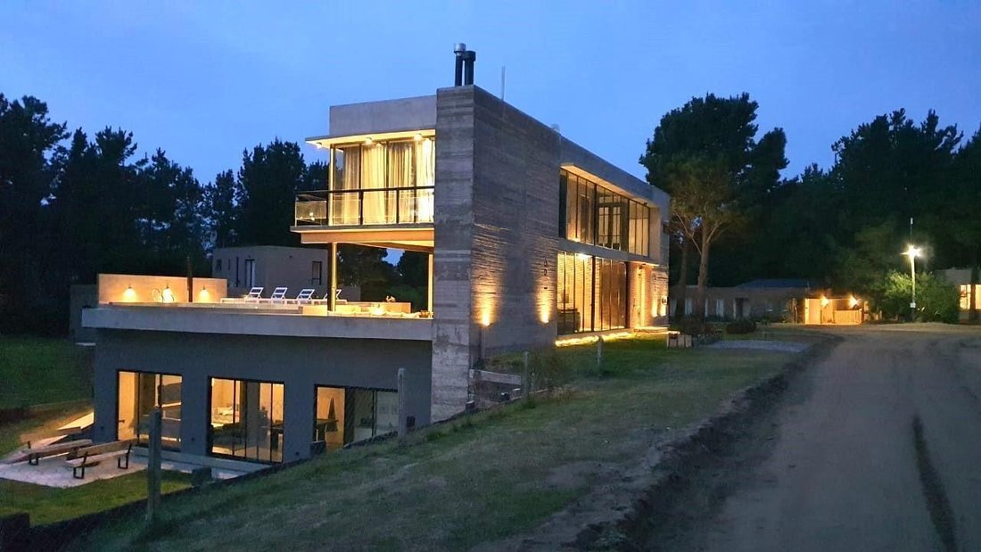 House in Pinamar, Buenos Aires Province, Argentina 1 - 18627075
