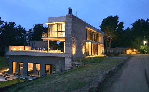 House in Pinamar, Buenos Aires Province, Argentina 1