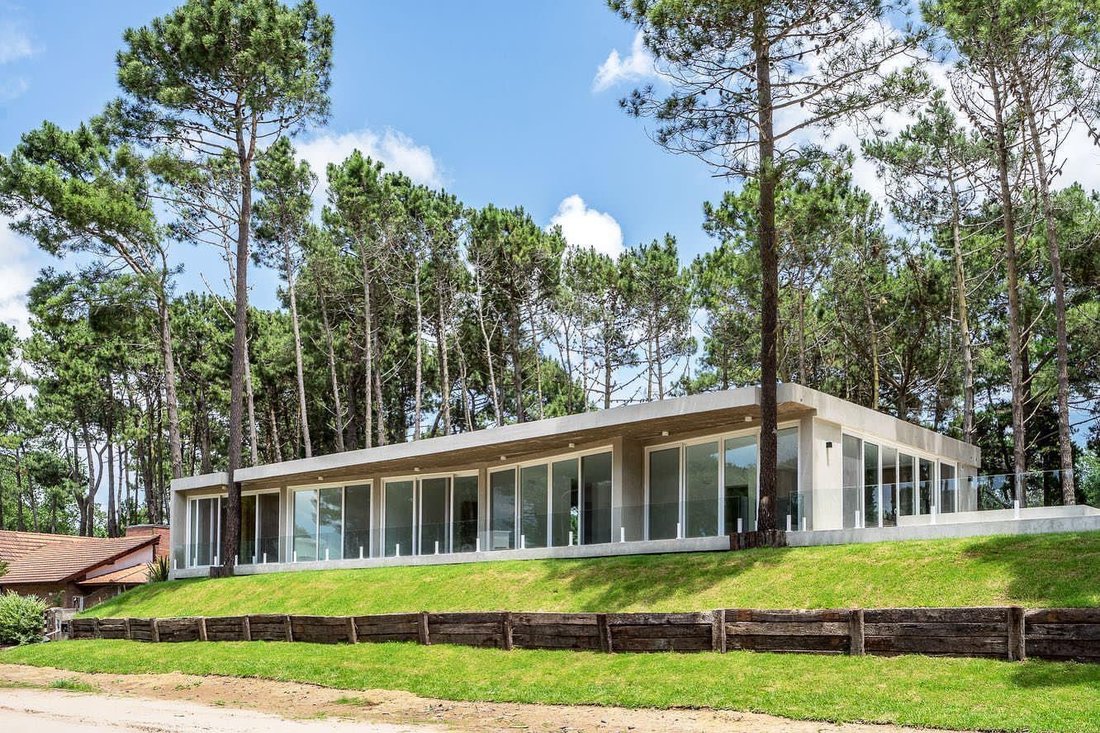 House in Pinamar, Buenos Aires Province, Argentina 1 - 18626990