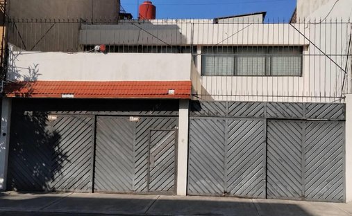 House in Santa Catarina Yecahuitzotl, Mexico City, Mexico 1