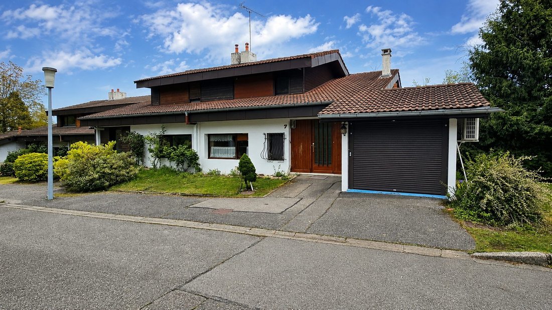 House in Sergy, Auvergne-Rhône-Alpes, France 1 - 18630561
