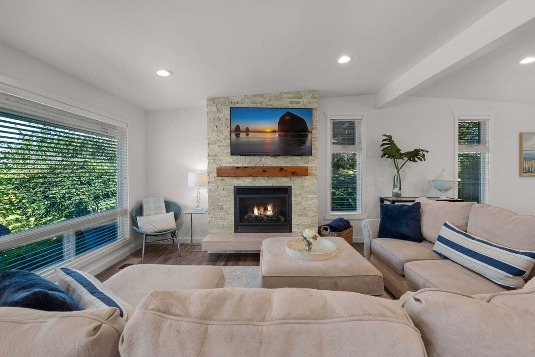 House in Cannon Beach, Oregon, United States 4 - 18627248