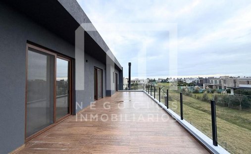 House in Canning, Buenos Aires, Argentina 1