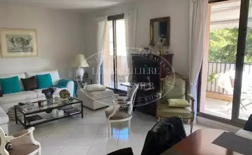 Apartment in Route de Grasse, Villeneuve-Loubet, France 1