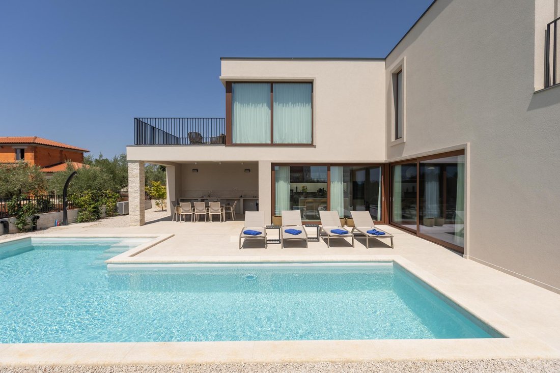 Villa in Vabriga, Istria County, Croatia 2 - 17023555