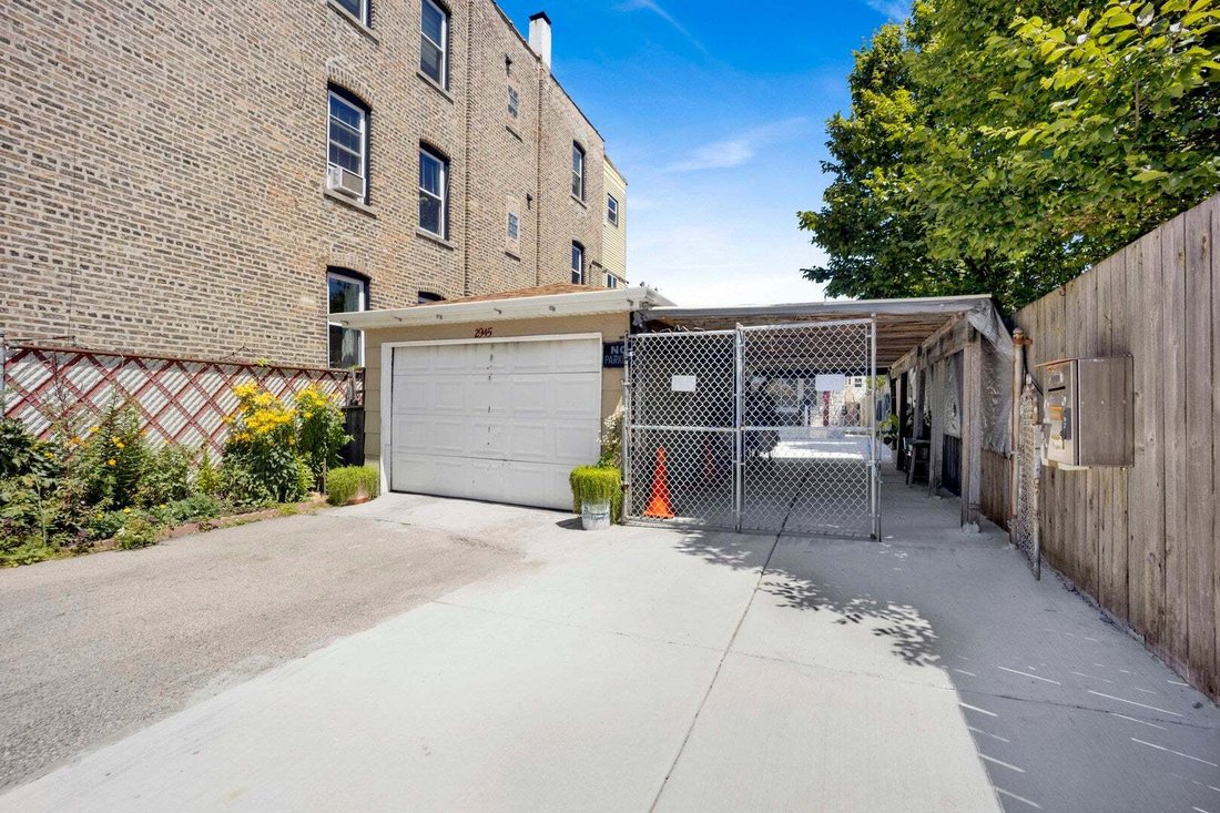 House in Chicago, Illinois, United States 2 - 18628591