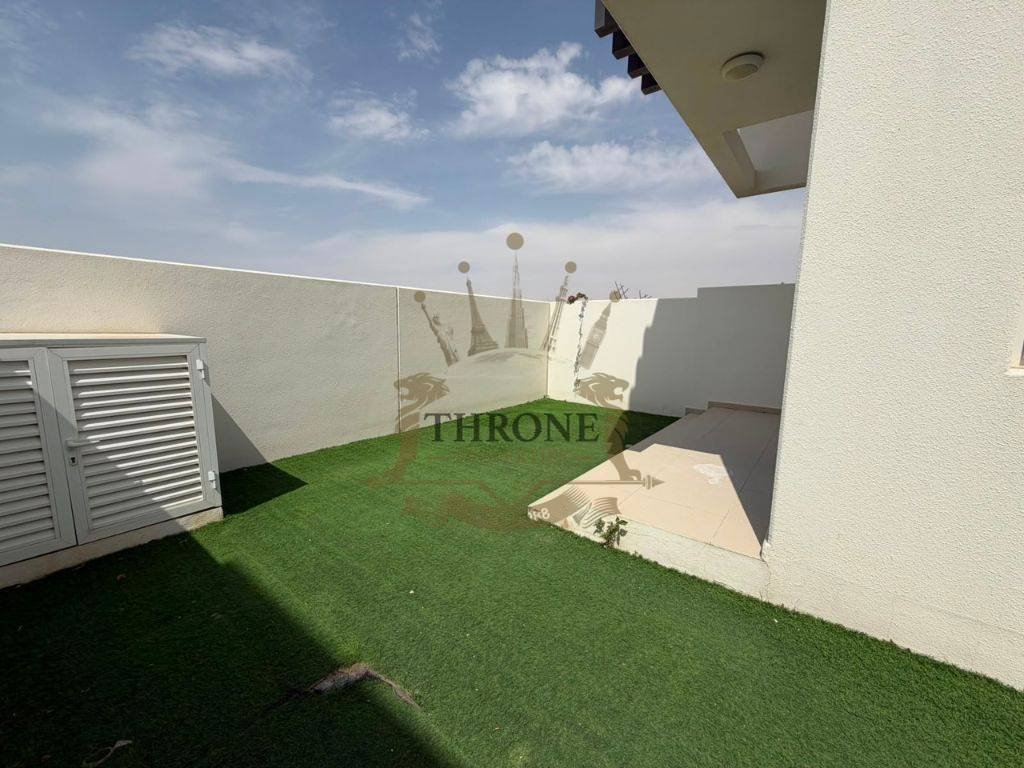 Townhouse in Damac Hills 2, Dubai, United Arab Emirates 2 - 18626619