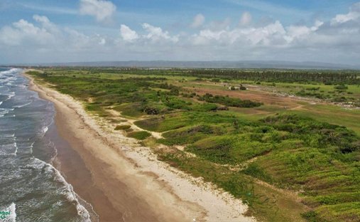 Land in Chichiriviche, Falcón, Venezuela 1