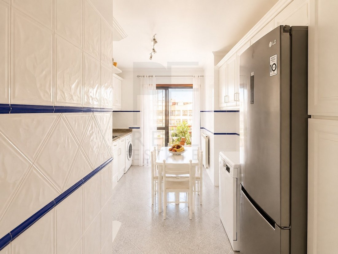 Apartment in Cascais e Estoril, Lisbon, Portugal 3 - 18629985