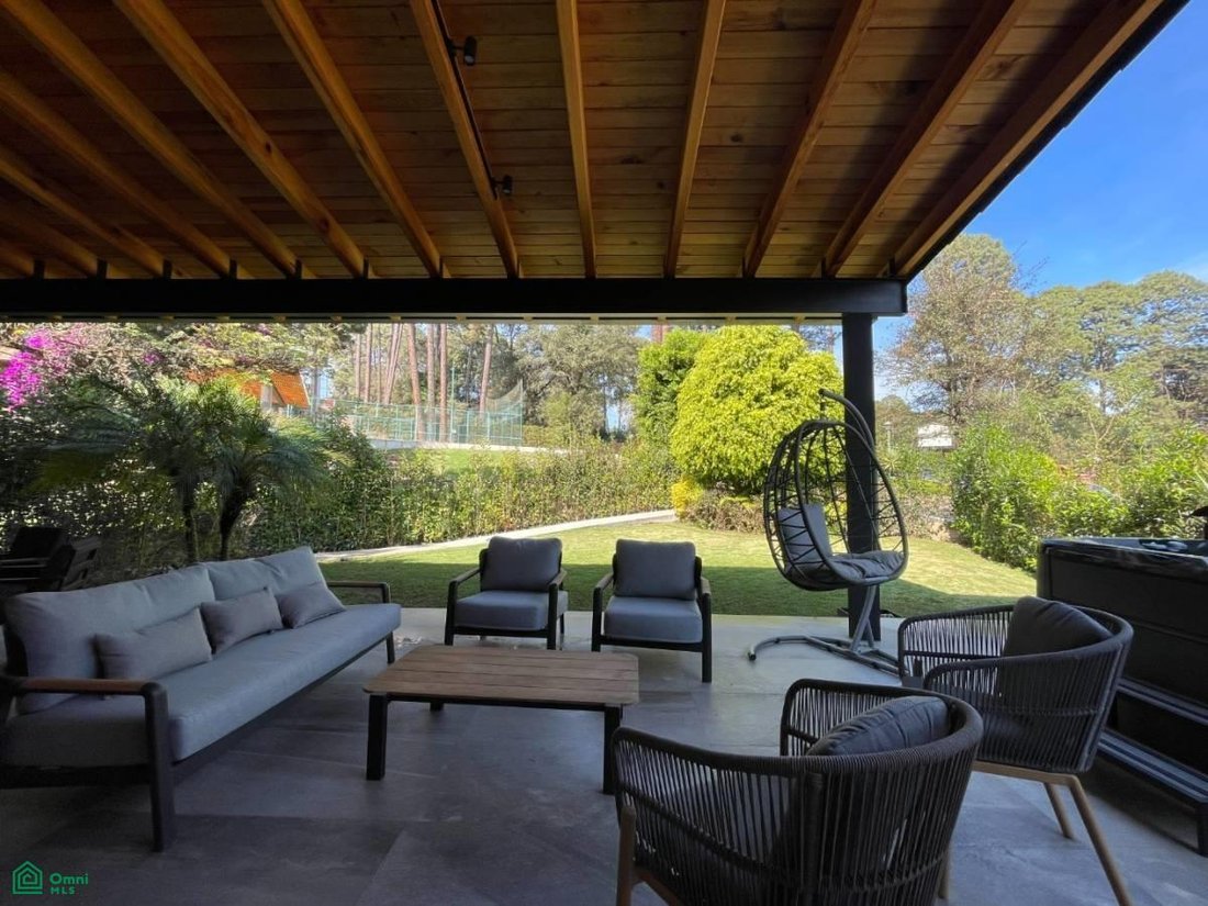 Townhouse in Valle de Bravo, State of Mexico, Mexico 4 - 17728947