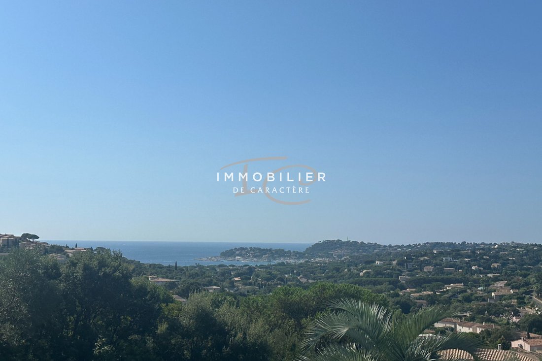 Villa in Sud, Cavalaire-sur-Mer, France 1 - 18626797