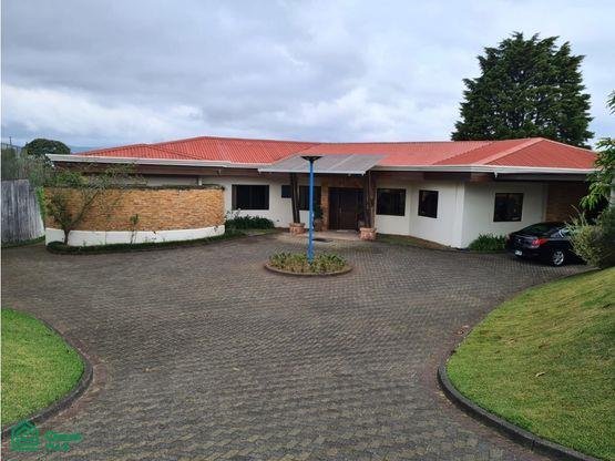 Maison à San Rafael, San José, Costa Rica 1 - 17354023