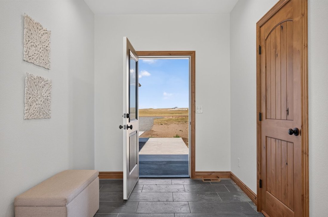 House in Cheyenne, Wyoming, United States 5 - 18626680