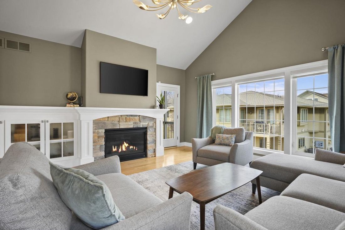 Condo in Fitchburg, Wisconsin, United States 3 - 18629061