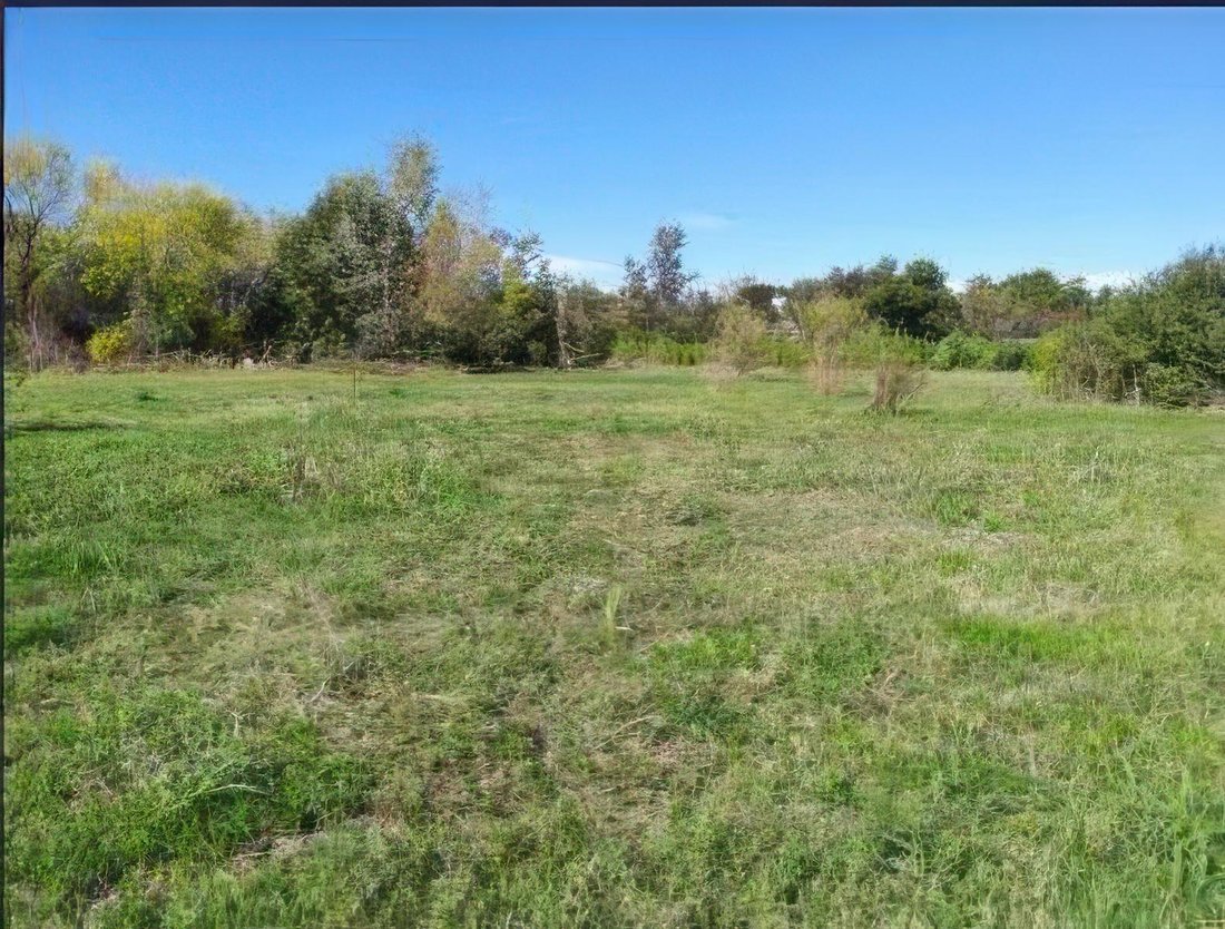 Land in La Lonja, Buenos Aires Province, Argentina 3 - 18627097
