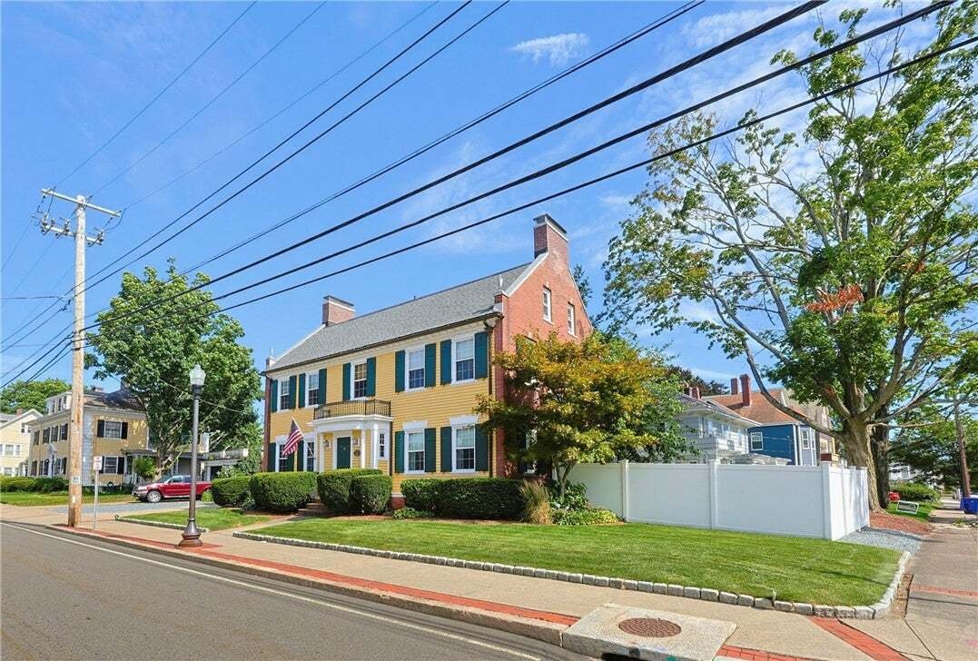 House in Pawtucket, Rhode Island, United States 5 - 18629022