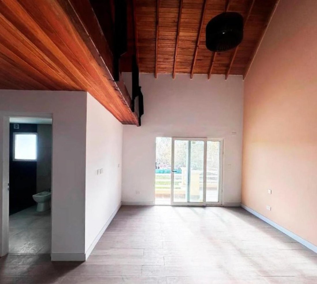 House in San Vicente, Buenos Aires Province, Argentina 3 - 18627226