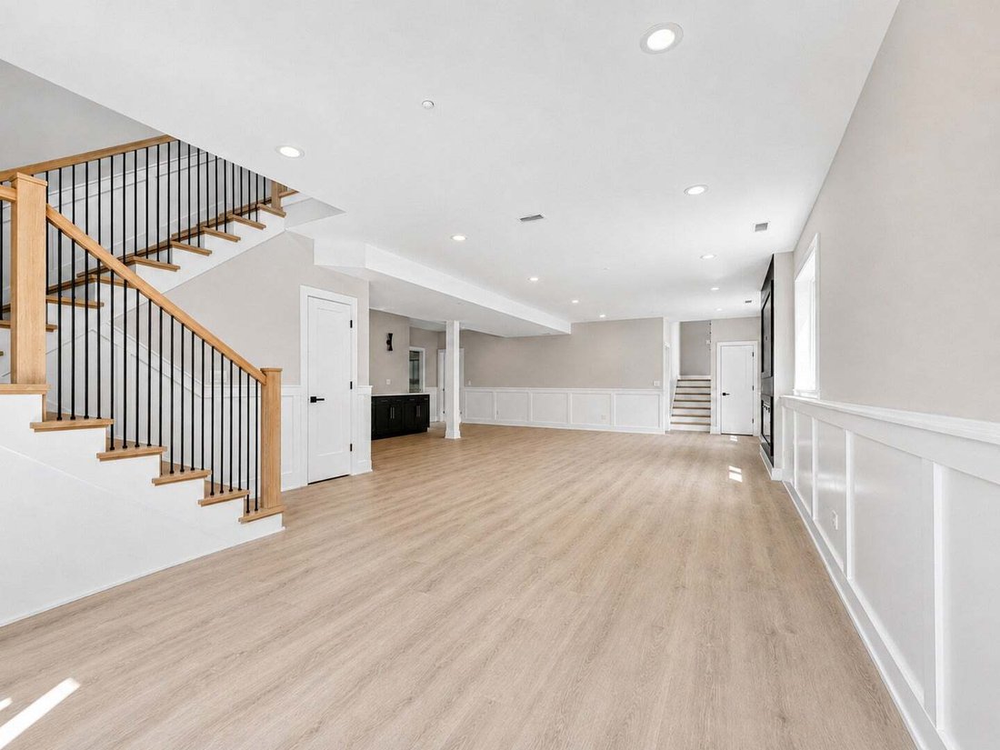 House in Bridgeview, Illinois, United States 5 - 18628647