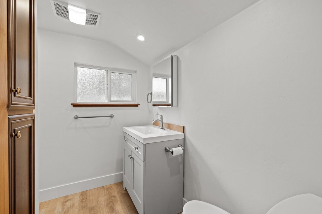 Apartment in South Lake Tahoe, California, United States 5 - 18627773