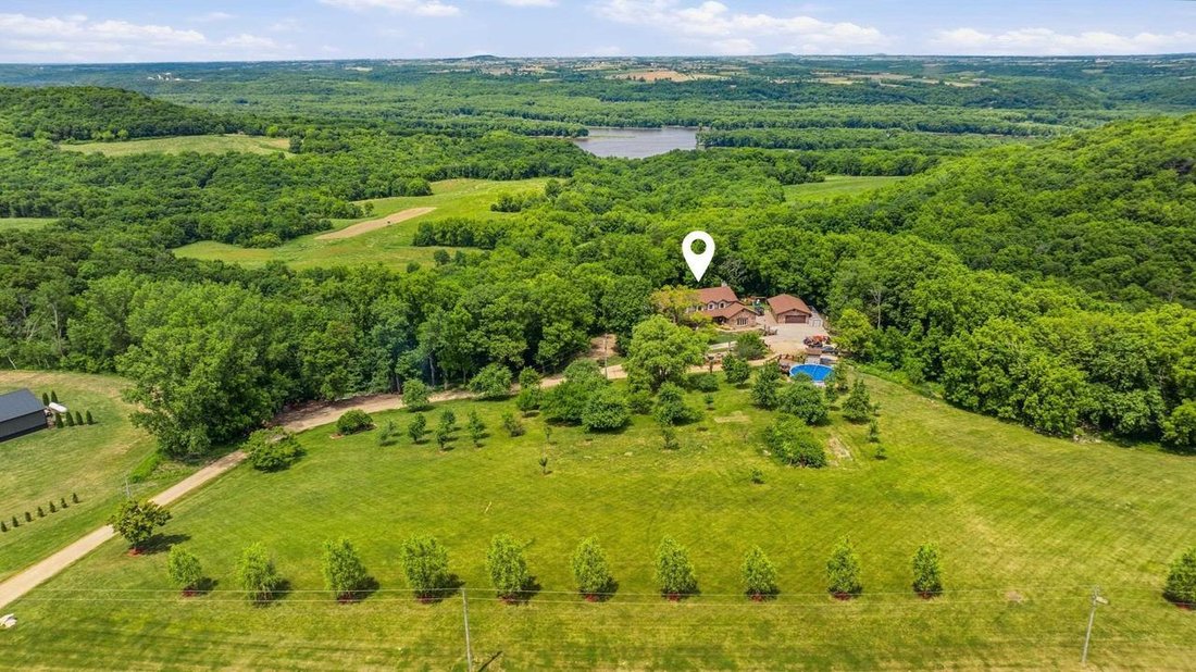 House in Bellevue, Iowa, United States 1 - 18629048