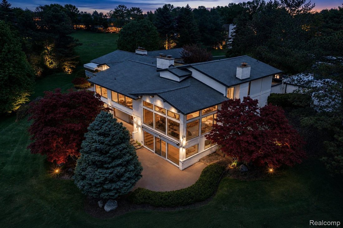 Condo in Bloomfield Hills, Michigan, United States 2 - 18628099