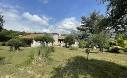 House in Sud, La Gaude, France 1