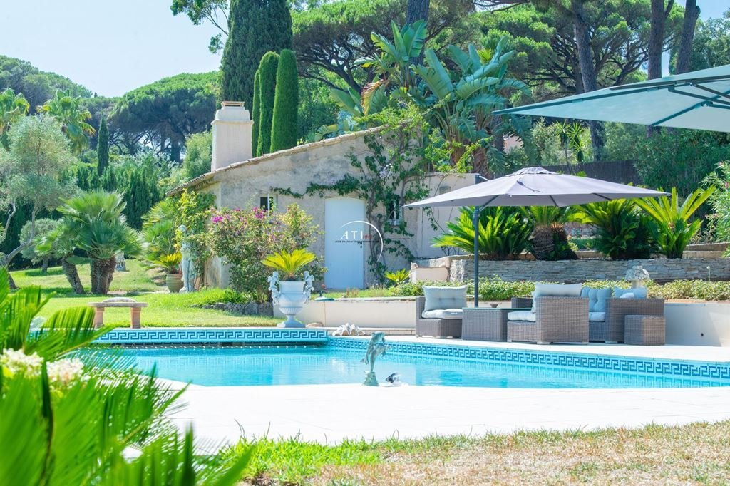 House in Nartelle-Noyer-Bellevue-bd des Sardinaux, Sainte-Maxime, France 2 - 18628389