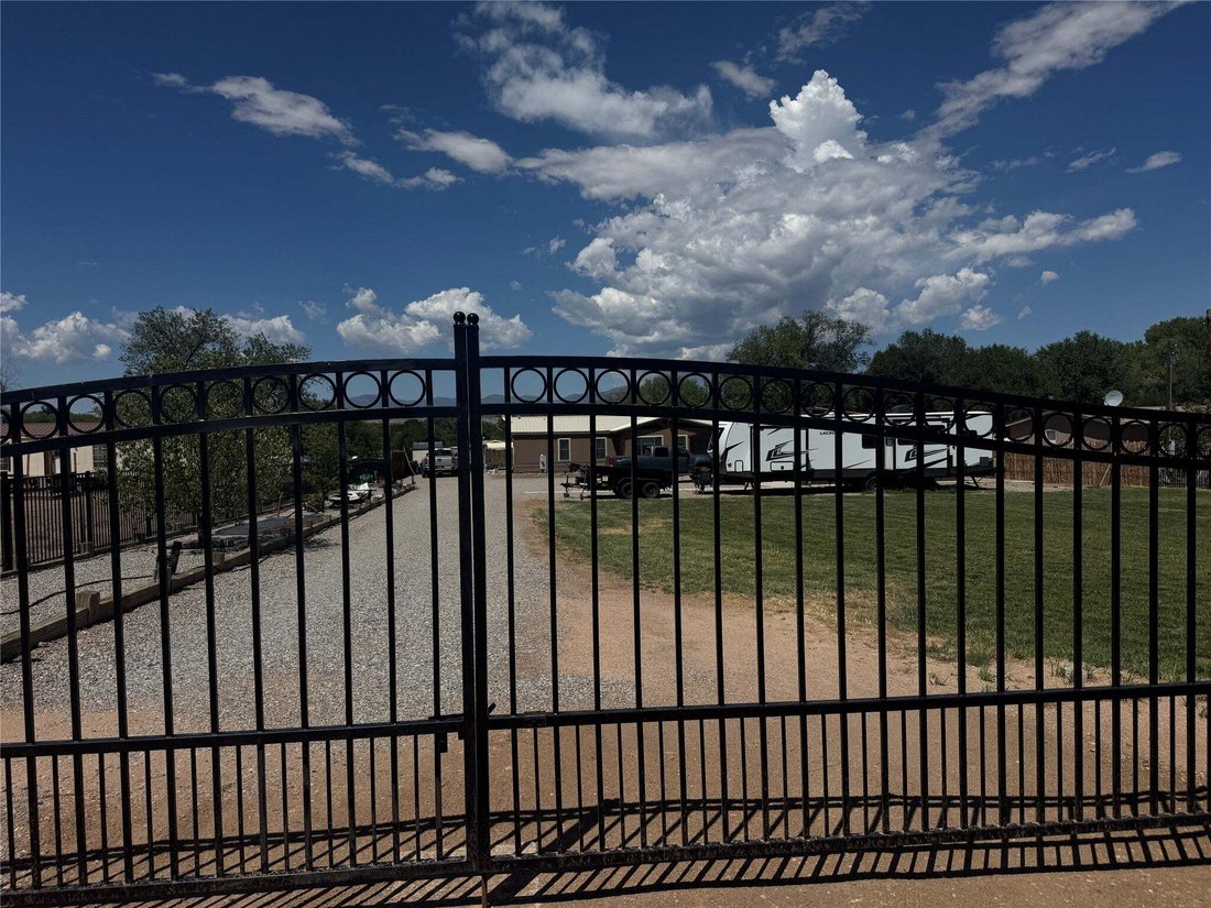 Santa Fe, New Mexico, United States 3 - 18628319