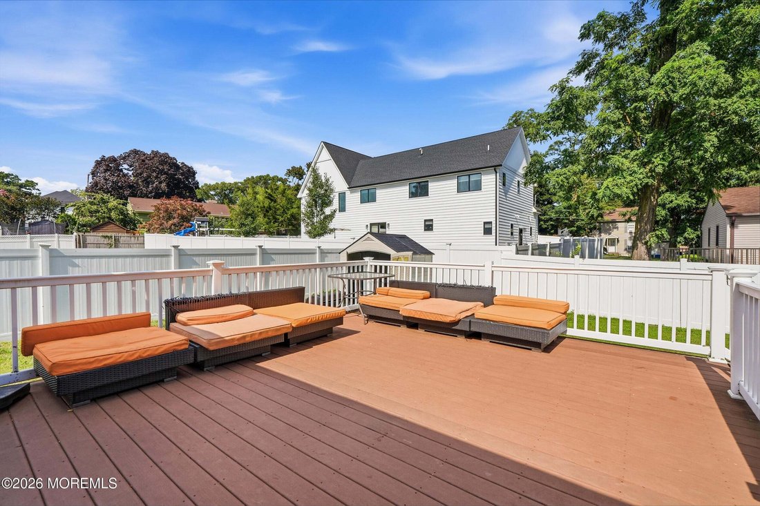 House in Oakhurst, New Jersey, United States 5 - 18253571