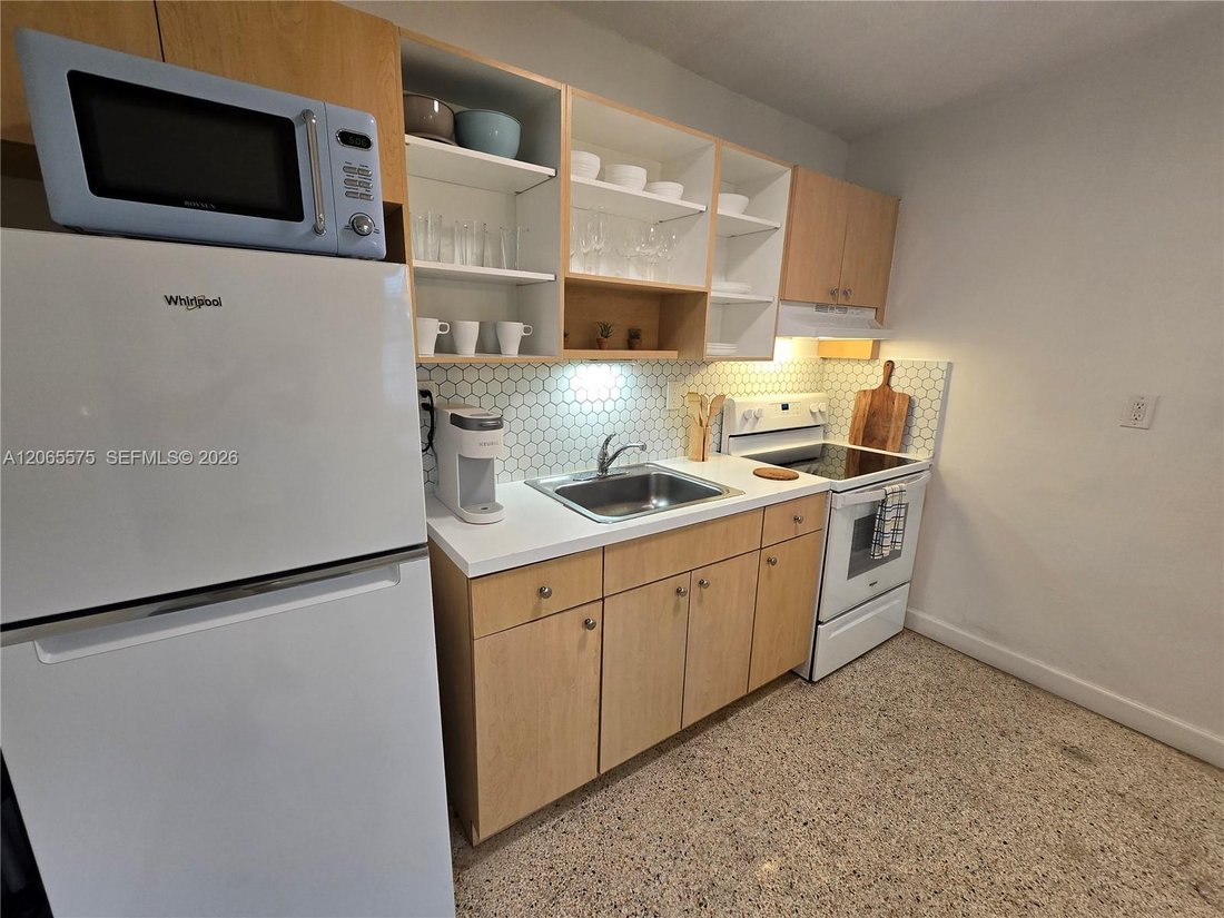 Miami, Florida, United States 2 - 18629693