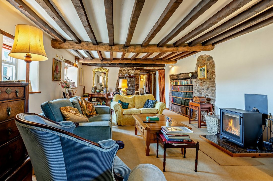 House in Mamhead, England 3 - 18626494