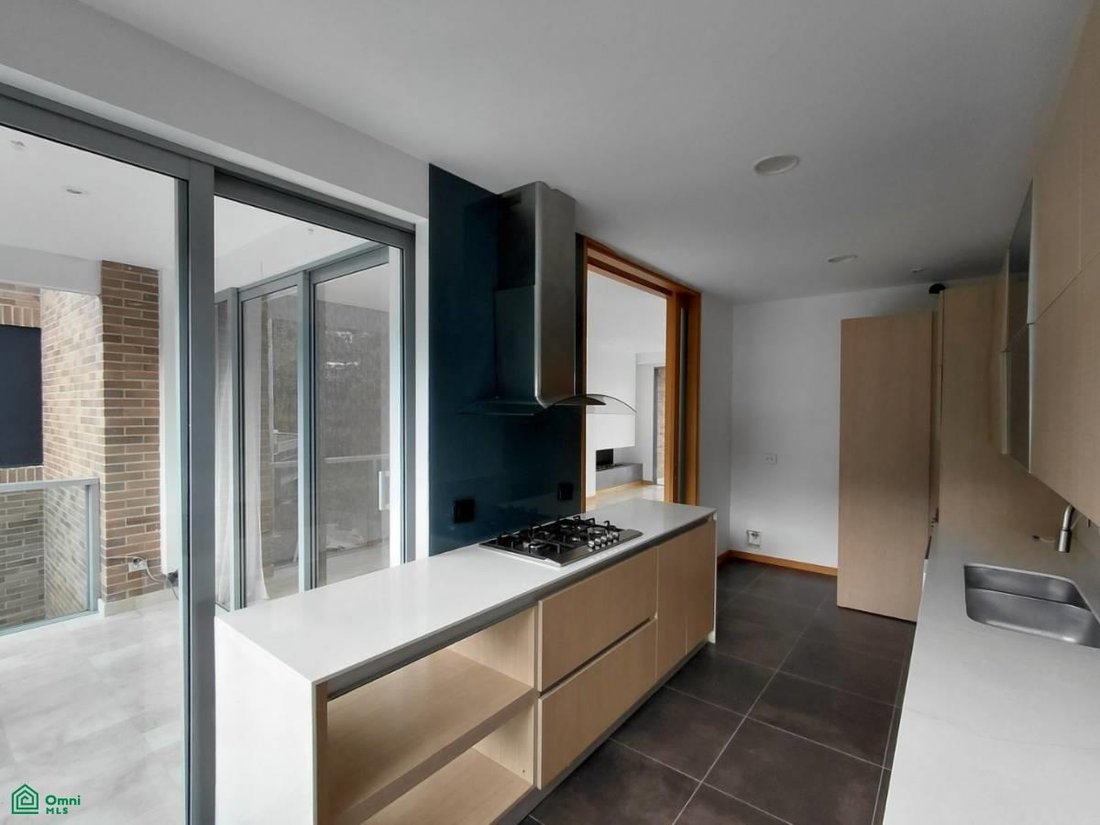 Condo in Medellín, Antioquia, Colombia 1 - 17731398