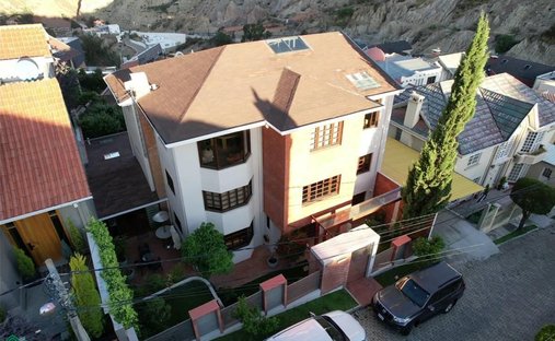 Townhouse in La Paz, La Paz Department, Bolivia 1