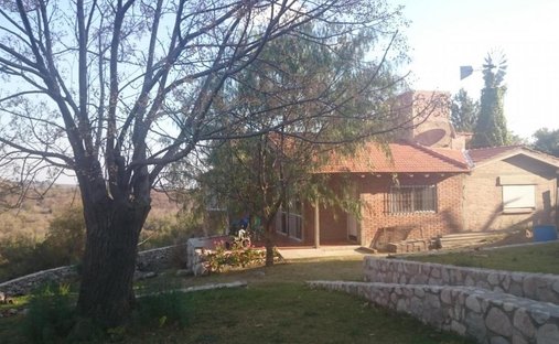 House in Villa de Las Rosas, Cordoba, Argentina 1