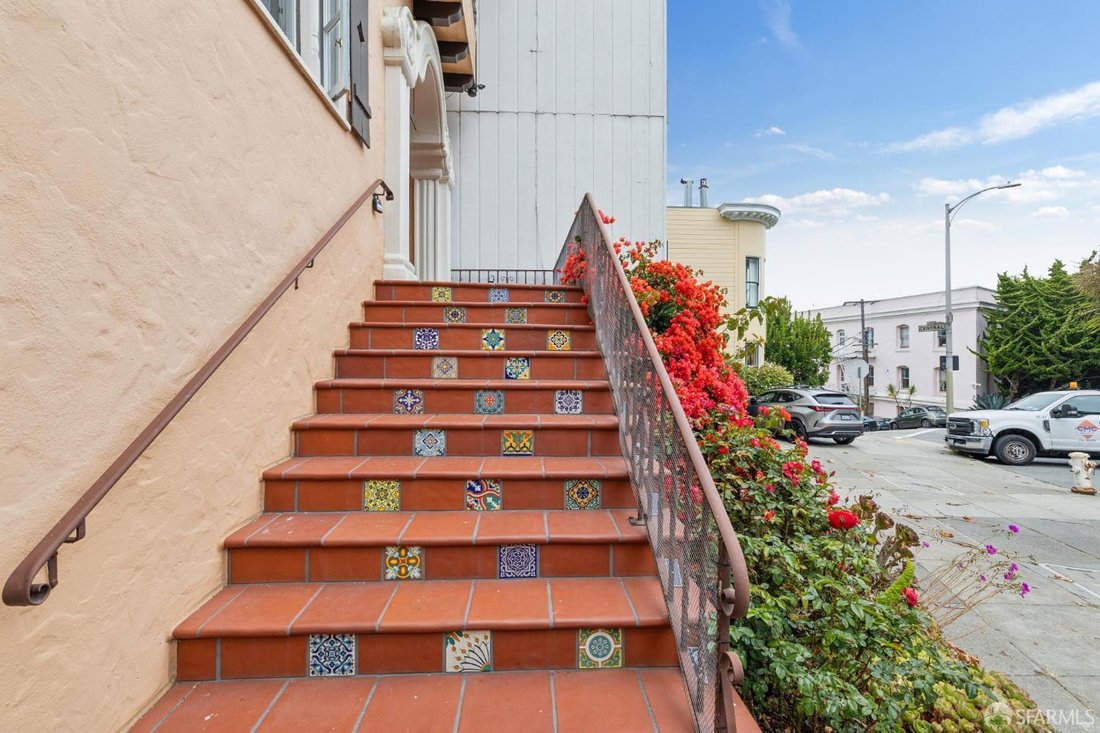 Condo in San Francisco, California, United States 3 - 18628255