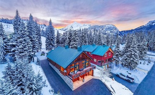 House in Snoqualmie Pass, Washington, United States 1