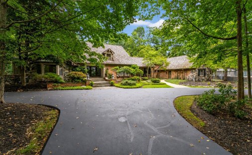 House in Beverly Hills, Michigan, United States 1