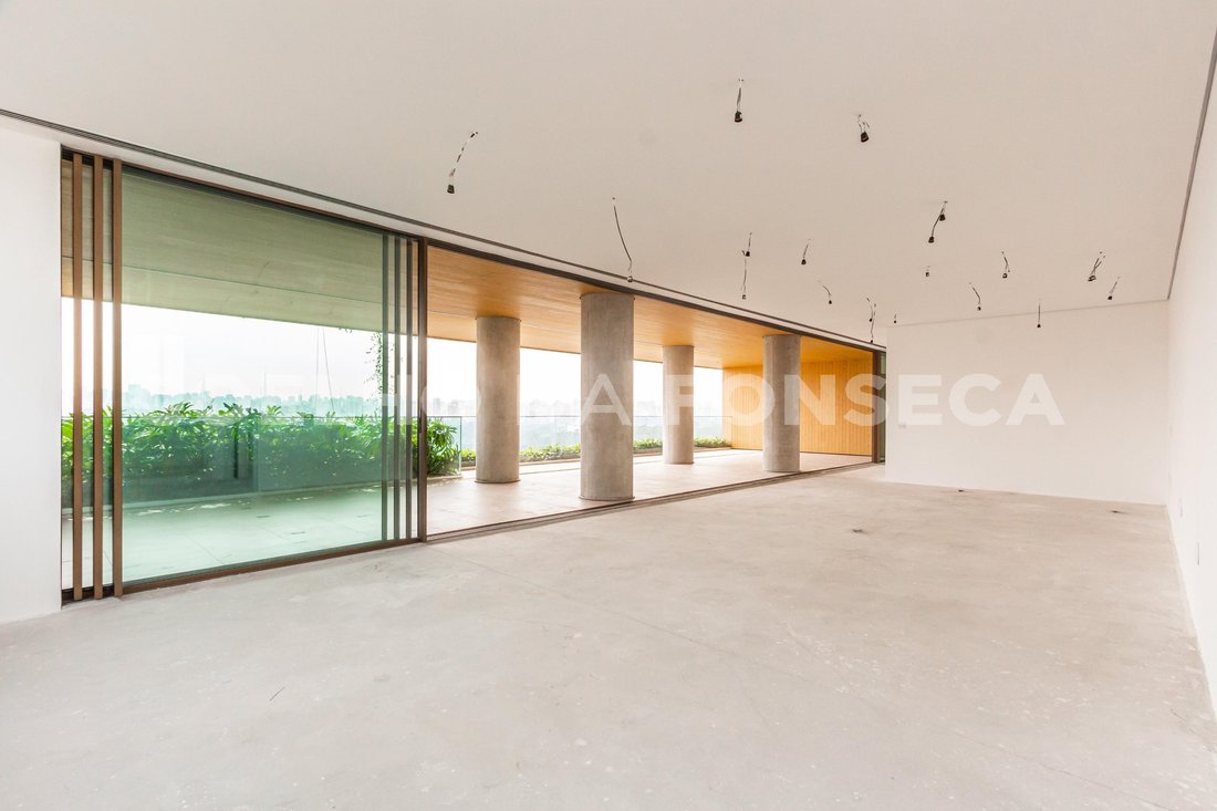Condo in São Paulo, State of São Paulo, Brazil 1 - 16185381