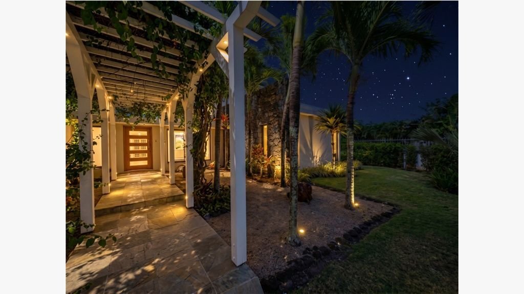 Villa in Beau Champ, Flacq District, Mauritius 2 - 16962131