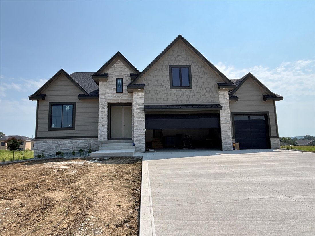 House in West Des Moines, Iowa, United States 1 - 17850532