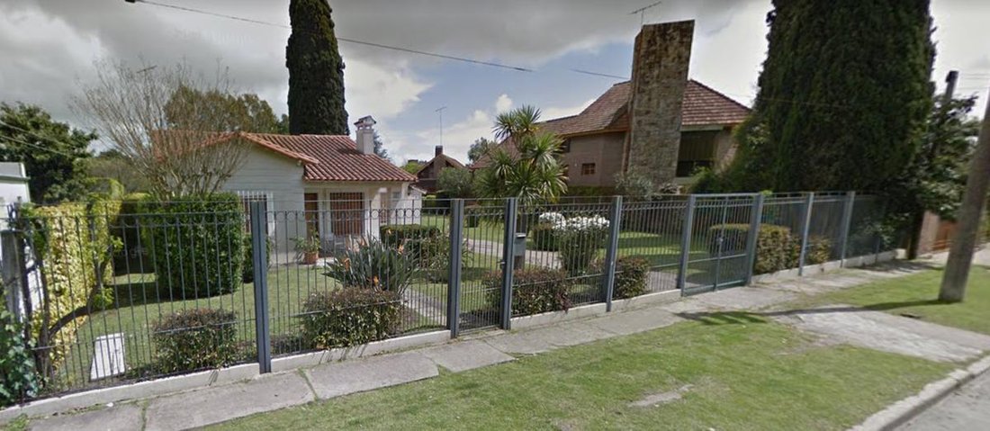 Land in Manuel B. Gonnet, Buenos Aires Province, Argentina 5 - 18626957