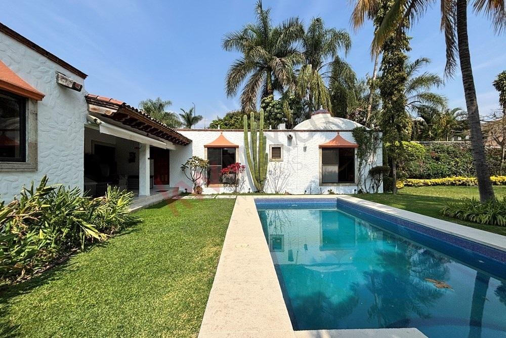 House in Cuernavaca, Morelos, Mexico 1 - 18627724