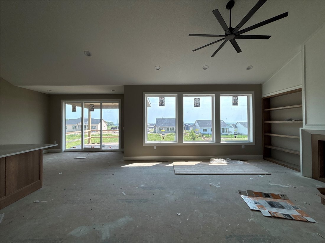 House in West Des Moines, Iowa, United States 4 - 17850532