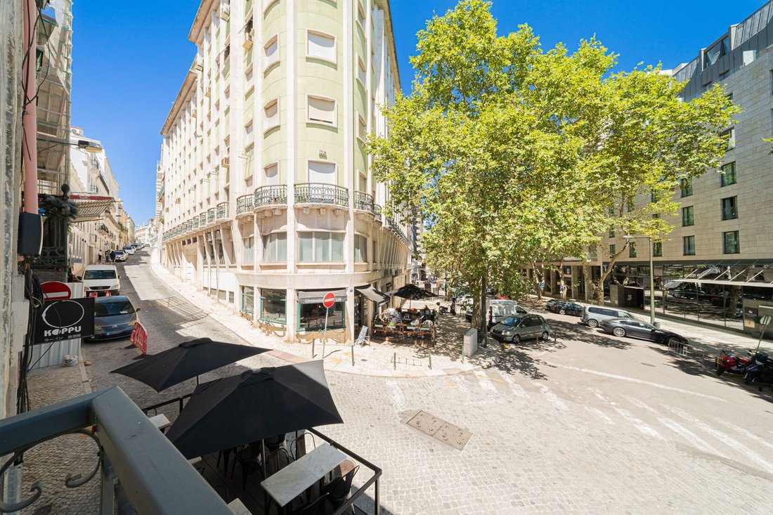 Santo Antonio, Lisbon, Portugal 1 - 18630025