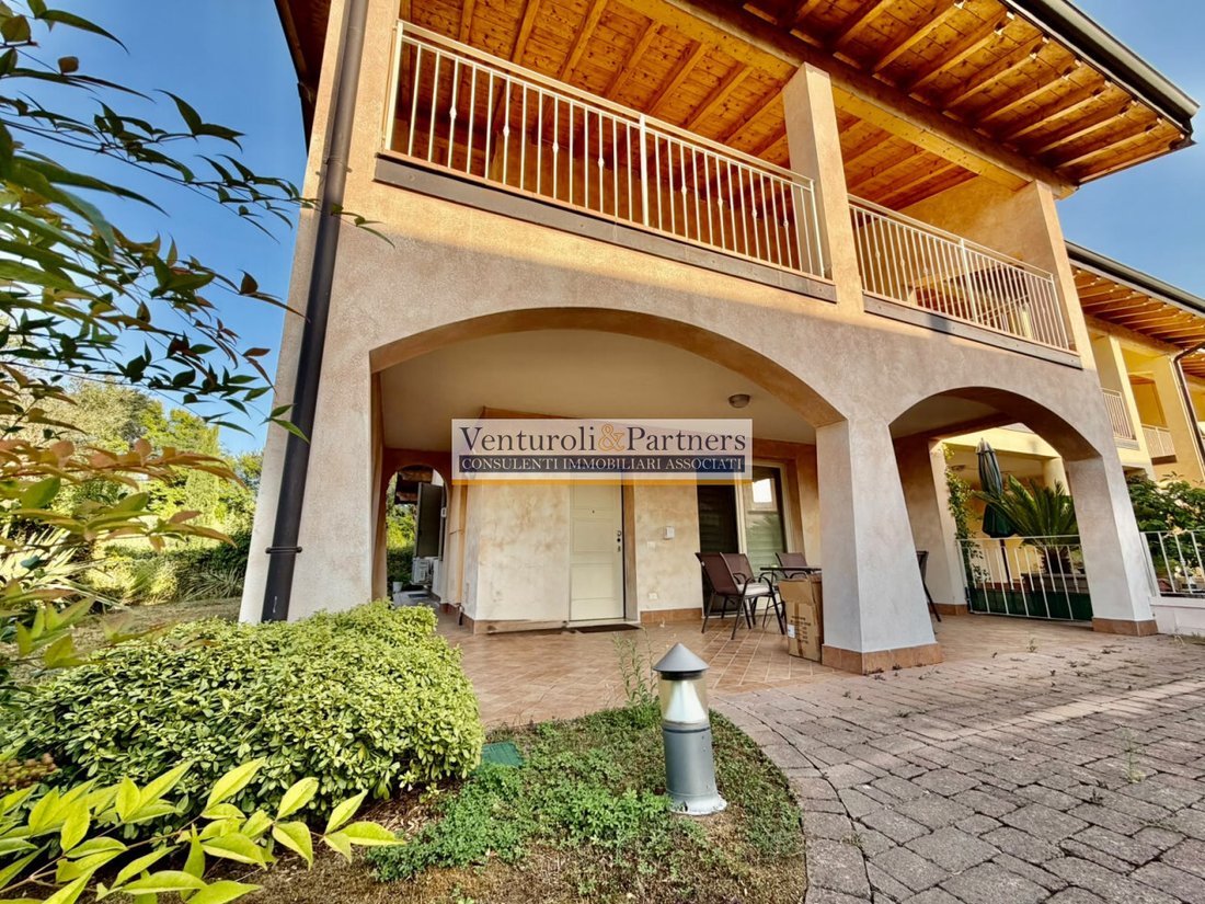 House in Manerba del Garda, Lombardy, Italy 1 - 18630250