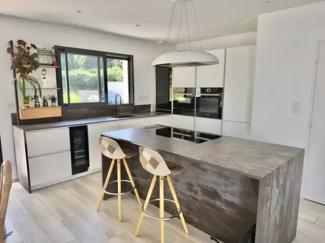 House in Zone Urbaine, Arradon, France 2 - 18474326
